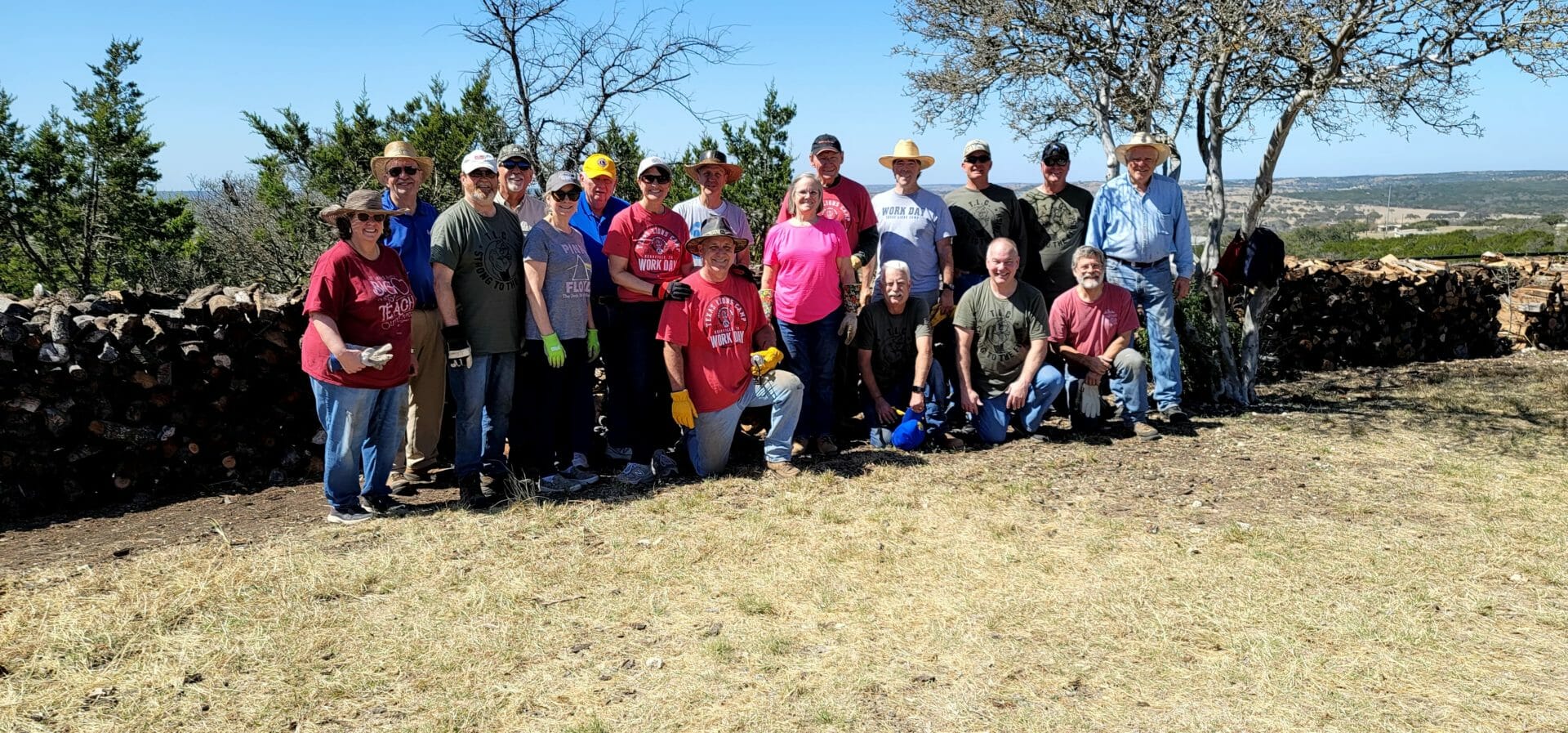 Home 20 Colleyville Lions Club Group Photo At The Texas Lions Camp